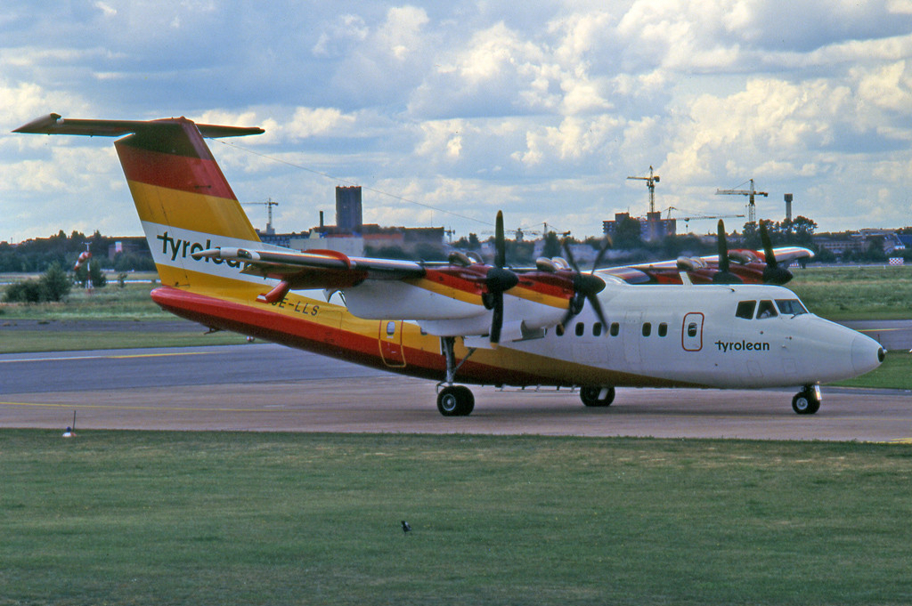 De Havilland Canada DHC-7-102 Dash 7, OE-LLS, Tyrolean Airways
